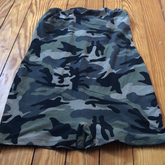 FASHION NOVA CAMO OLIVE GREEN ROMPER - Picture 3 of 3